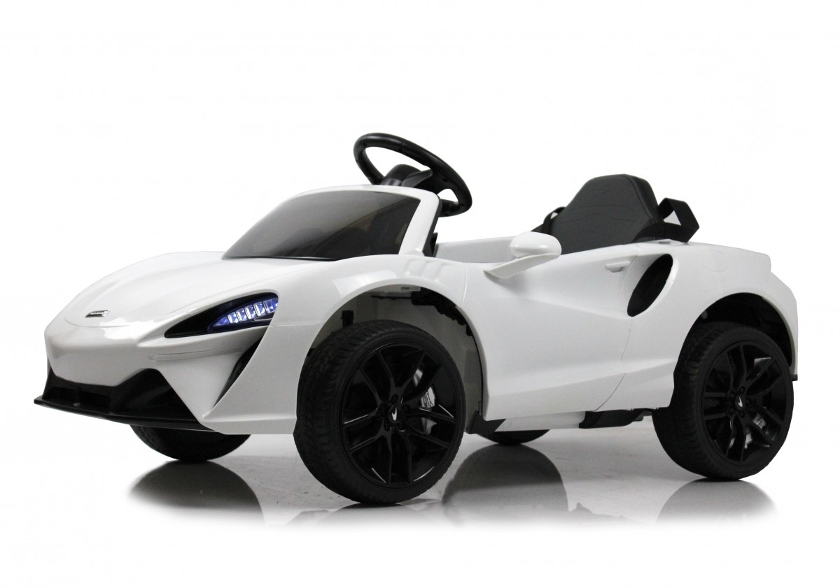 Детский электромобиль RiverToys McLaren Artura P888BP белый